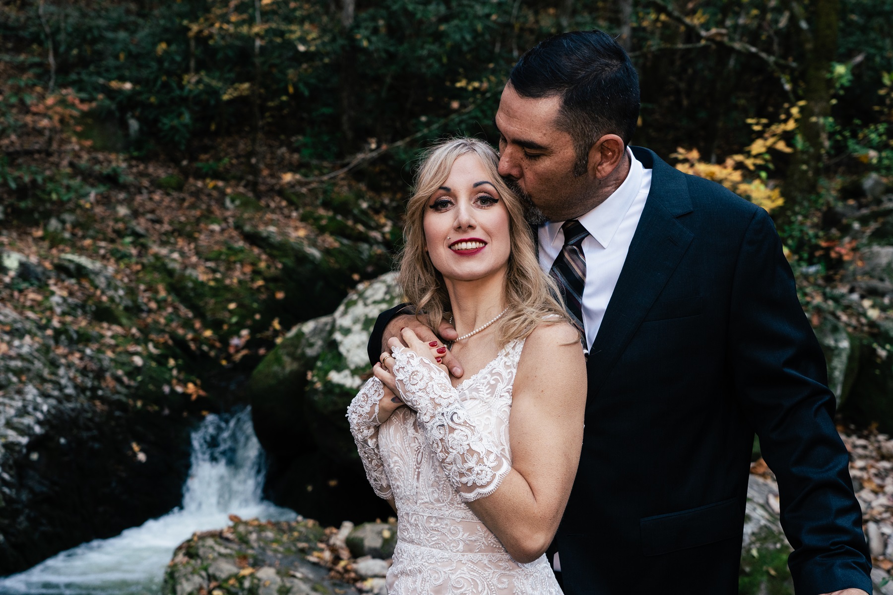gatlinburg waterfall wedding